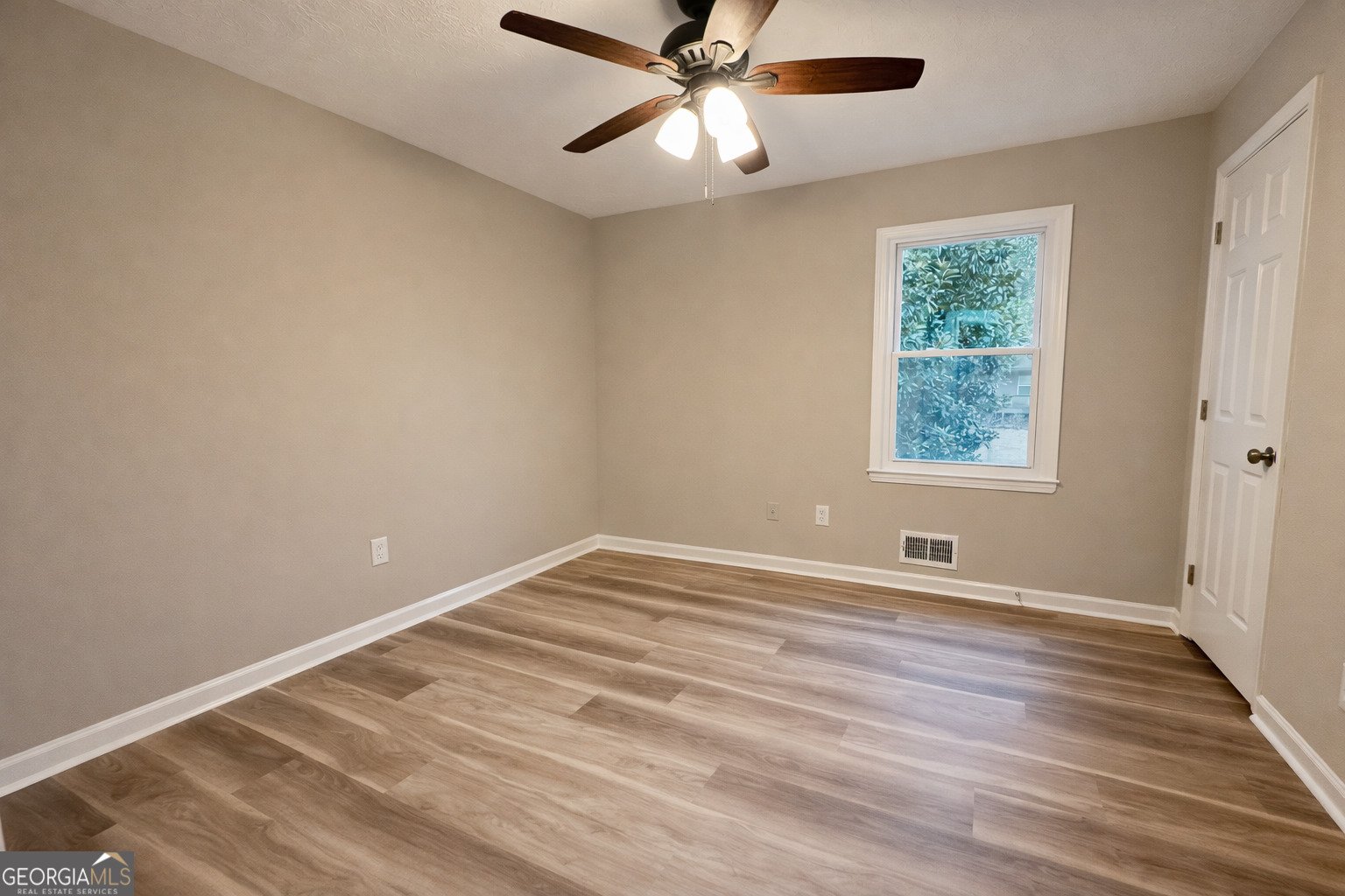 716 WILKES Drive Loganville - Photo 25