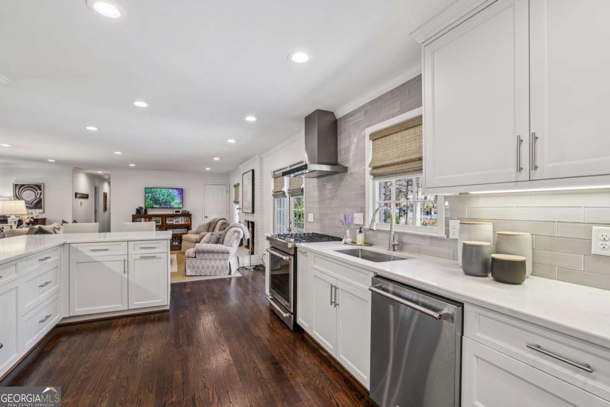 2077 Luray Court Atlanta - Photo 12