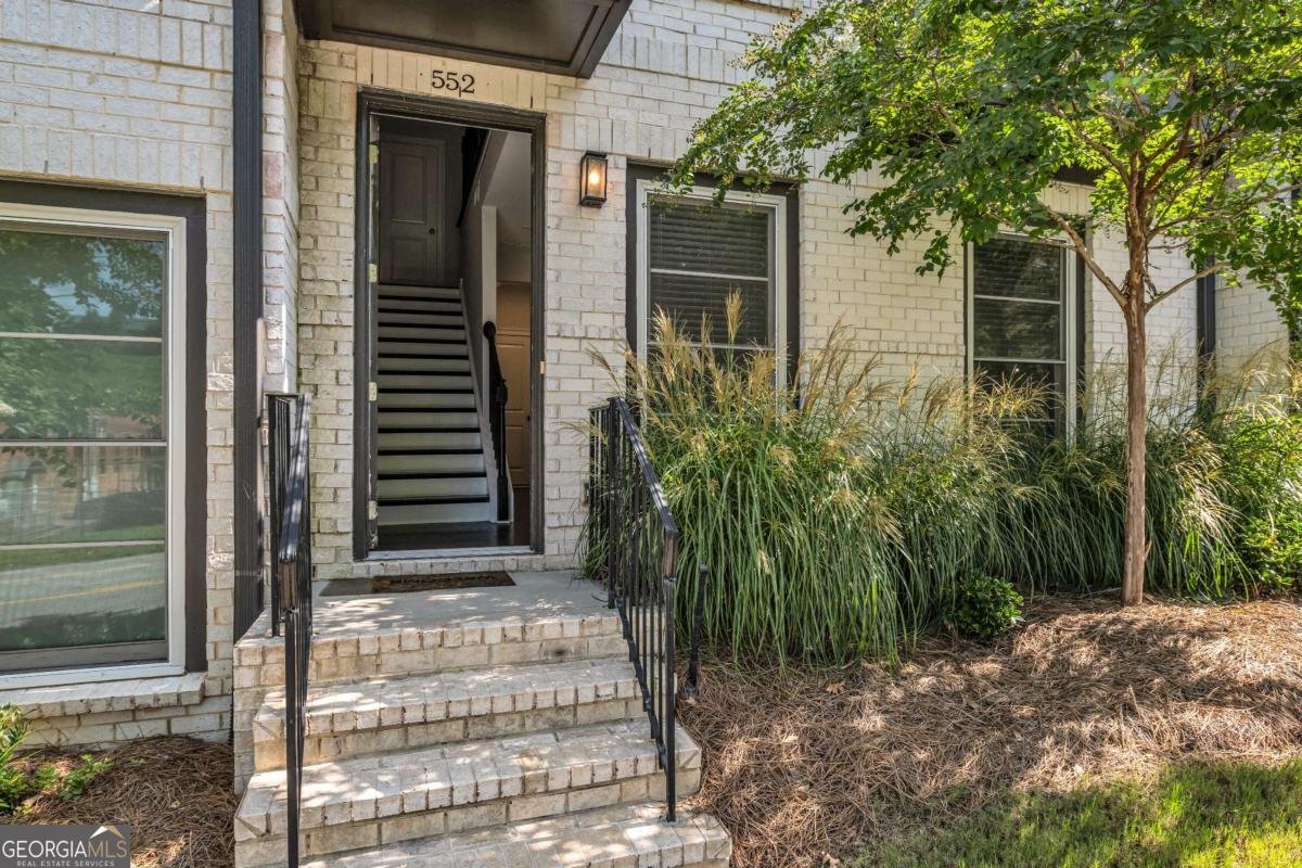 552 Ember Lane Atlanta - Photo 7