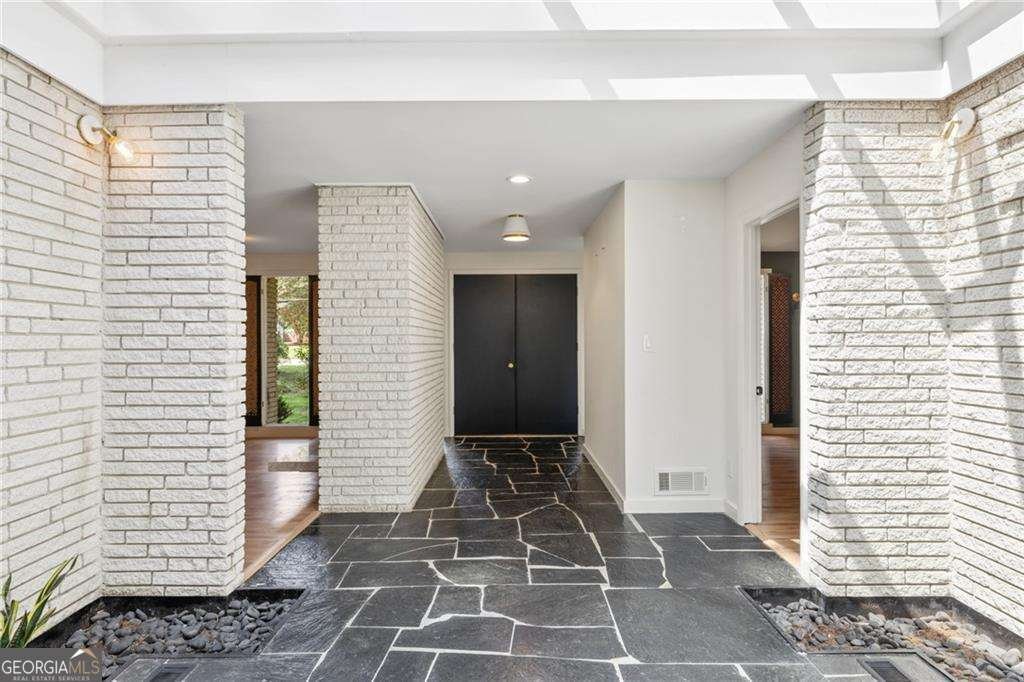 1791 Breckenridge Drive Atlanta - Photo 15