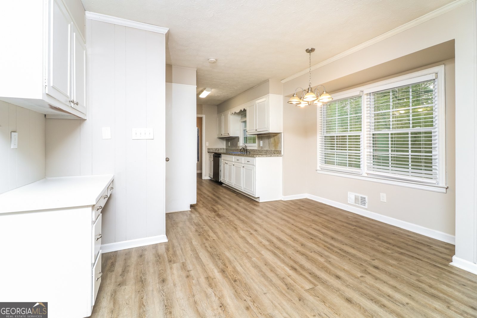 2992 Laura Lane Lithia Springs - Photo 11