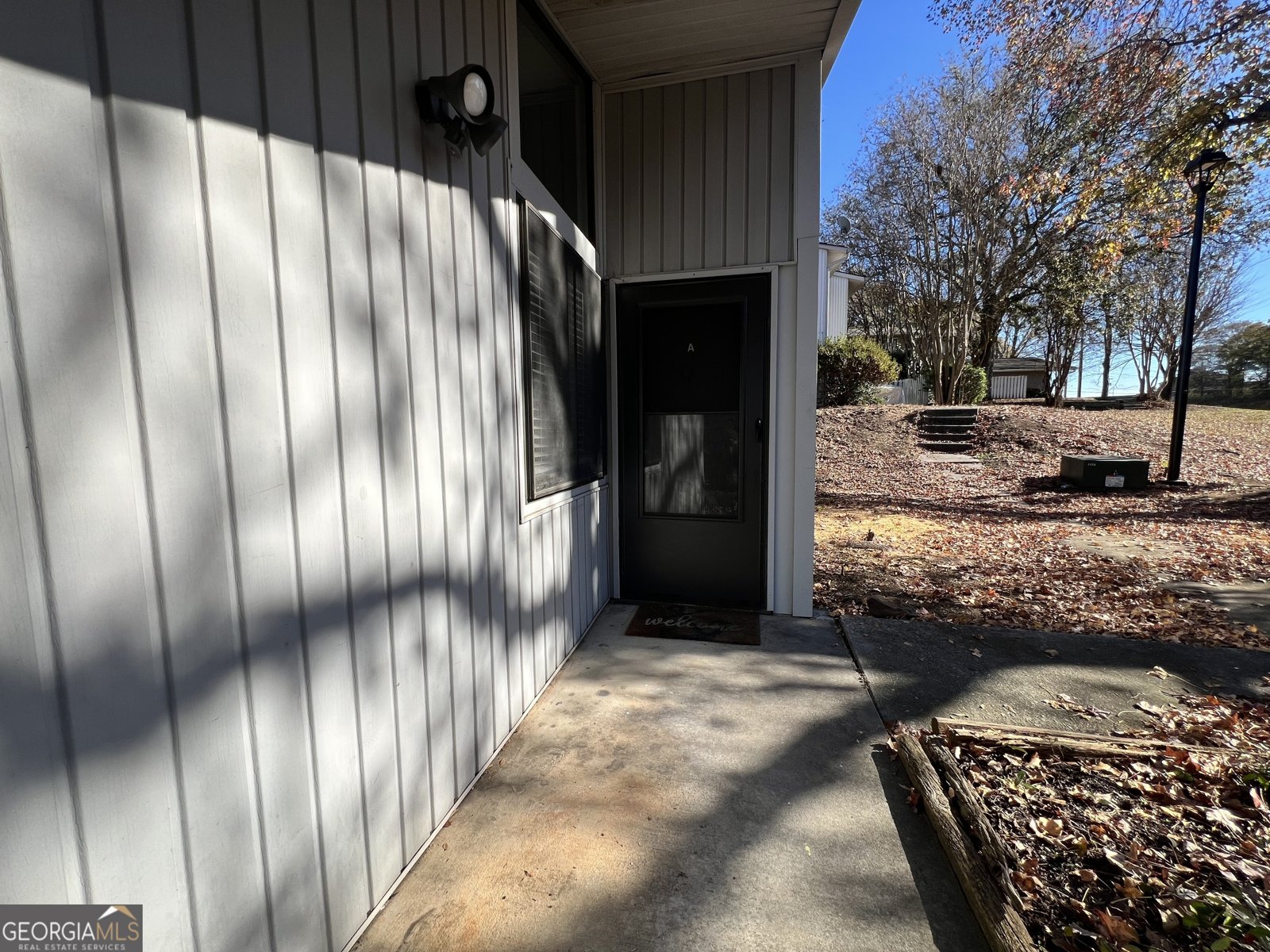 1496 Pine Log Road Conyers - Photo 1