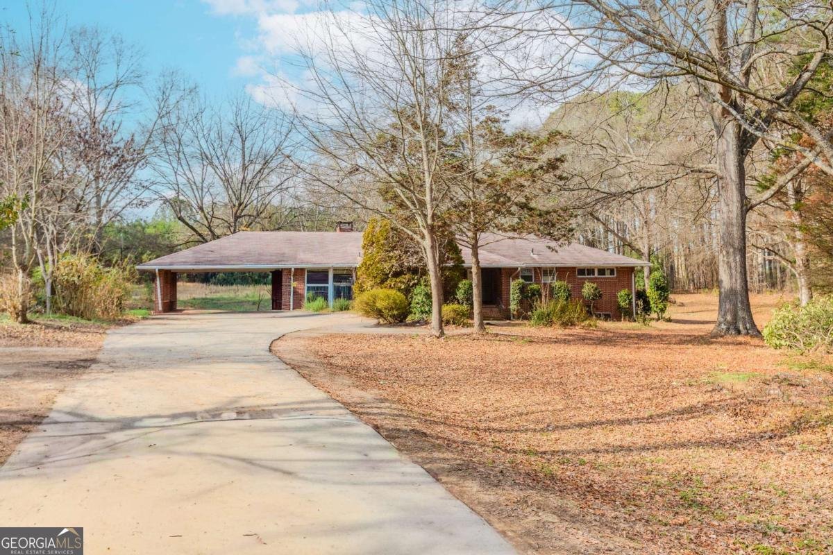 2720 New Macland Road Powder Springs - Photo 1