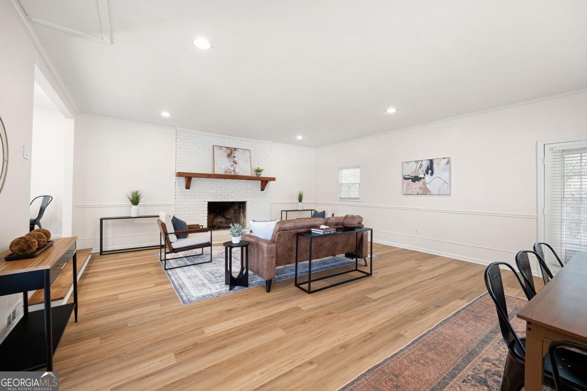 114 Woodglen Drive Woodstock - Photo 7