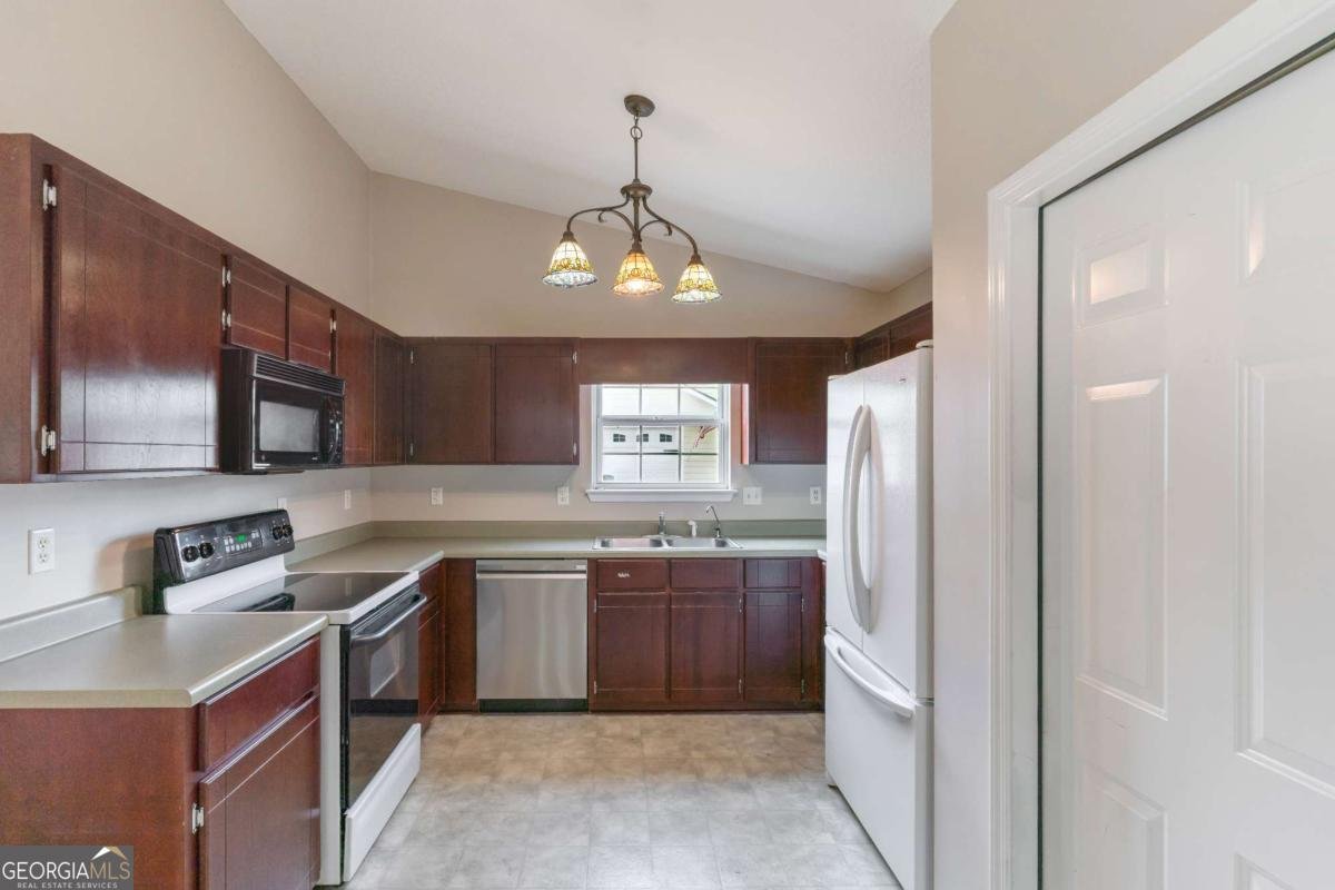 233 Lake Forest Drive Kingsland - Photo 12