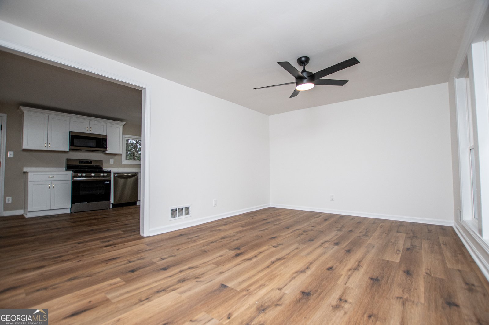 757 Burnt Hickory Road Douglasville - Photo 12