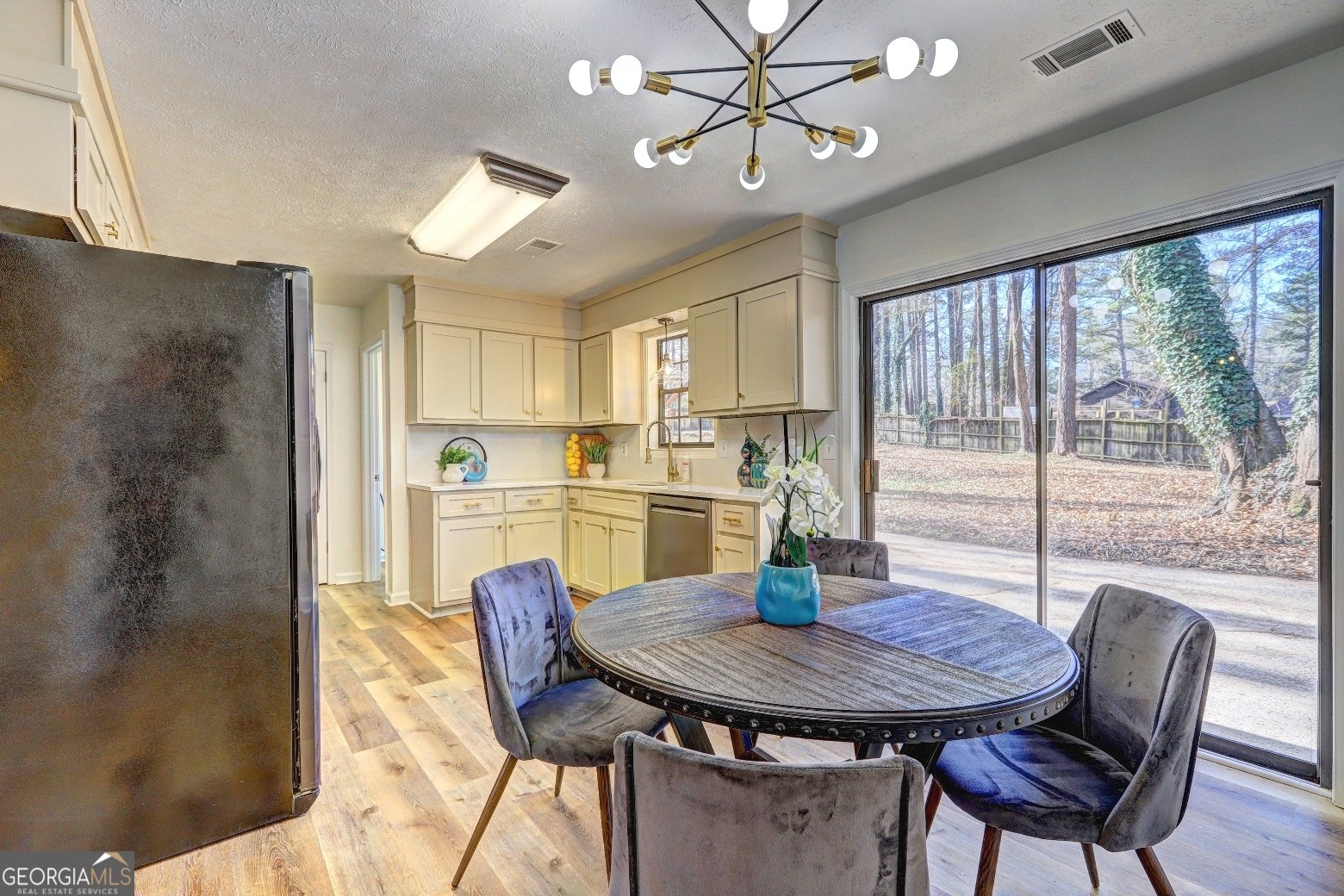 105 Longview Circle Stockbridge - Photo 32