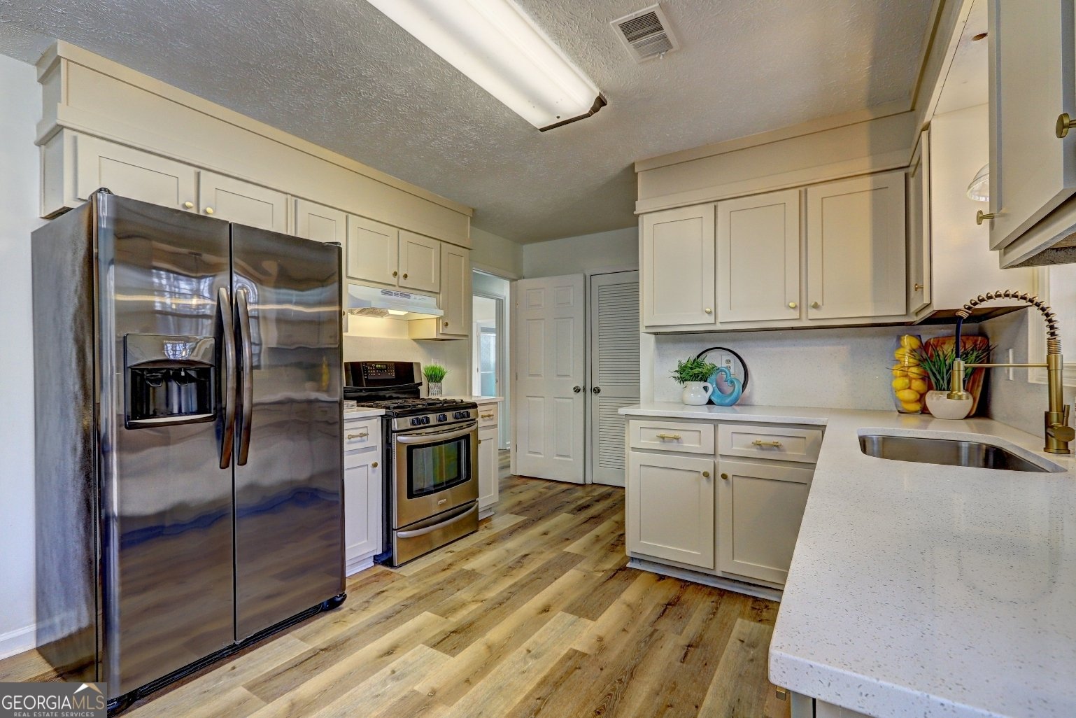 105 Longview Circle Stockbridge - Photo 9