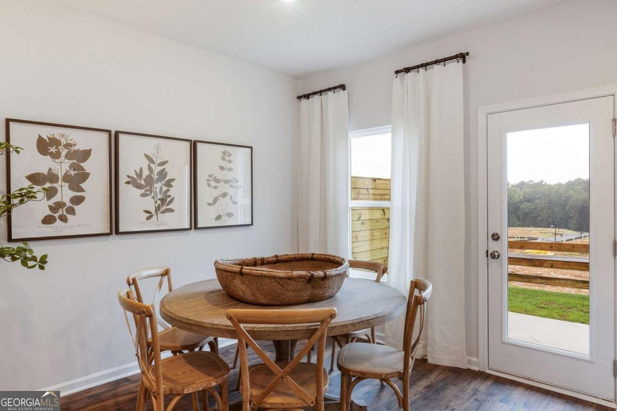 335 Yukon Drive Conyers - Photo 1