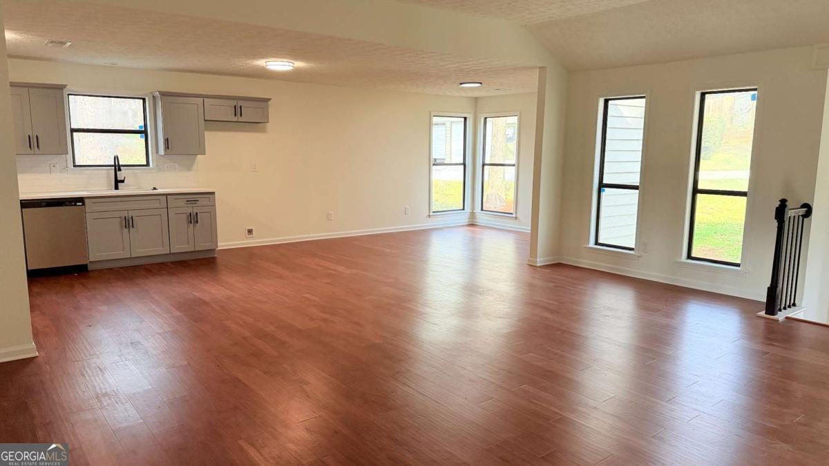 5257 Post Ridge Court Stone Mountain - Photo 10