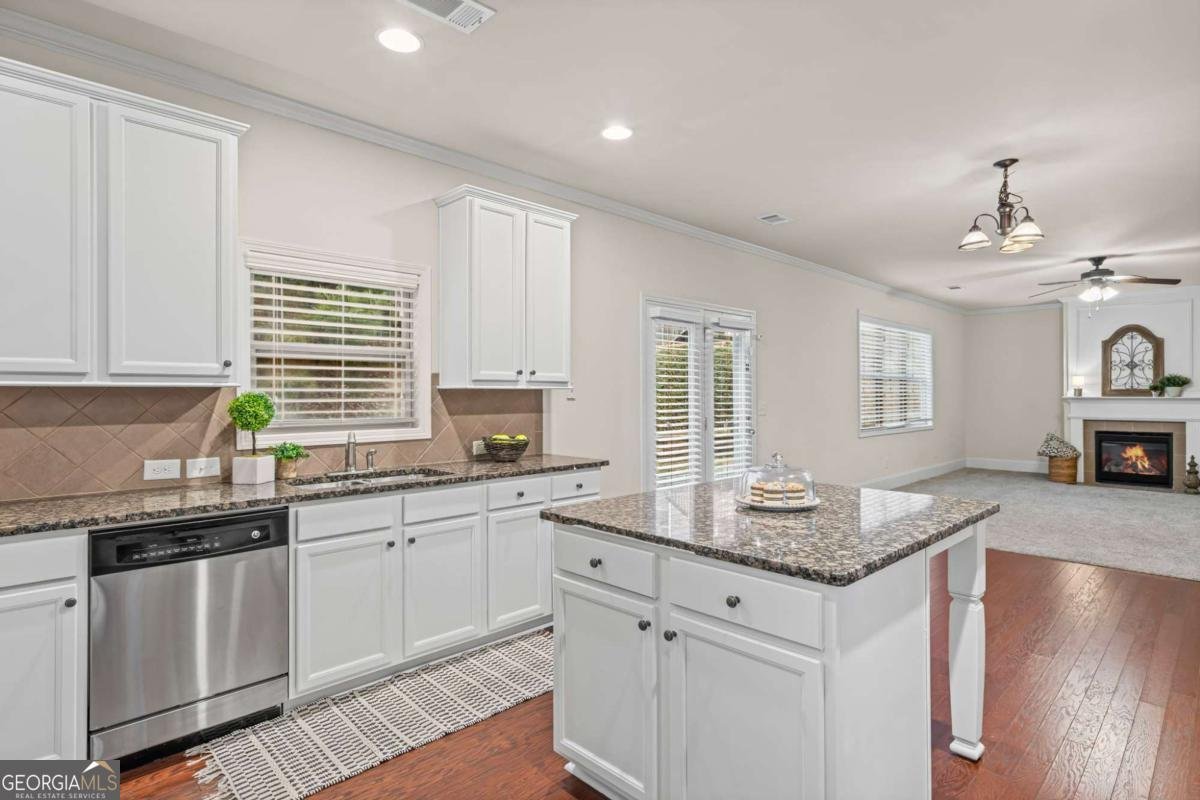 1340 Apple Blossom Cumming - Photo 22