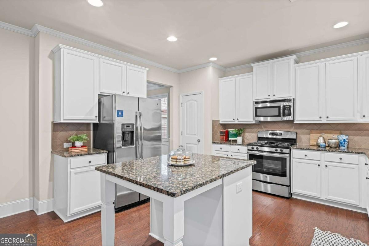 1340 Apple Blossom Cumming - Photo 23