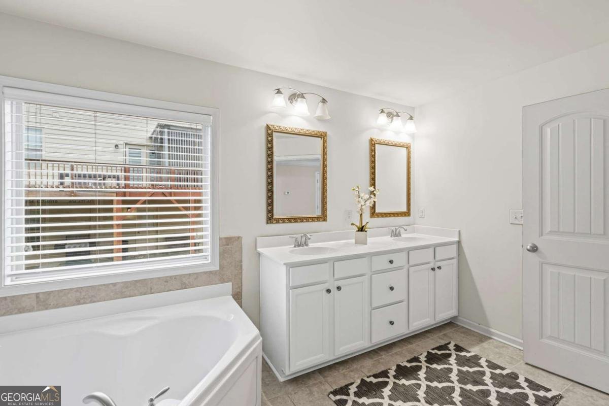 1340 Apple Blossom Cumming - Photo 39