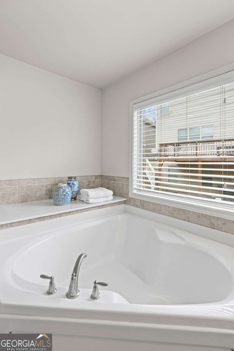 1340 Apple Blossom Cumming - Photo 40