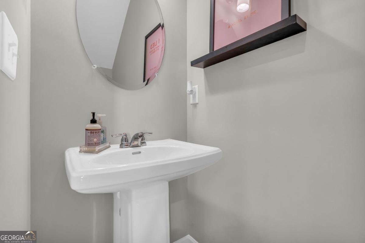 1954 Sanford Drive Atlanta - Photo 12