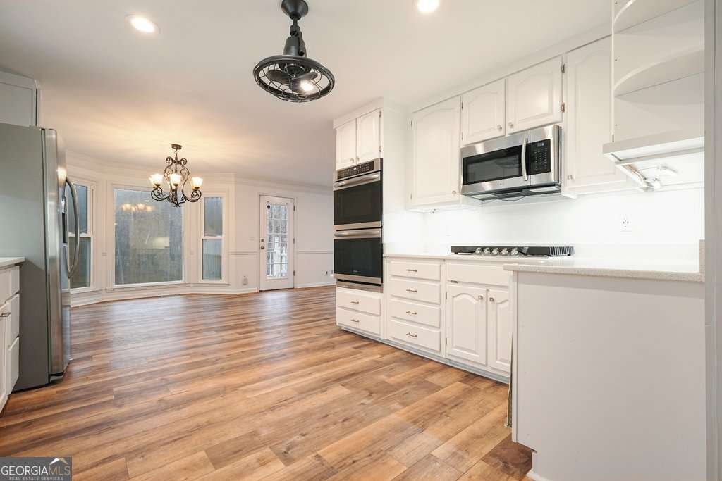 402 Leslie Court Woodstock - Photo 11