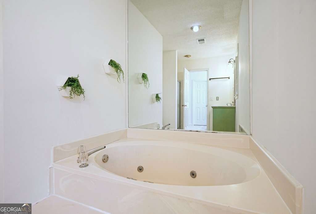 402 Leslie Court Woodstock - Photo 28