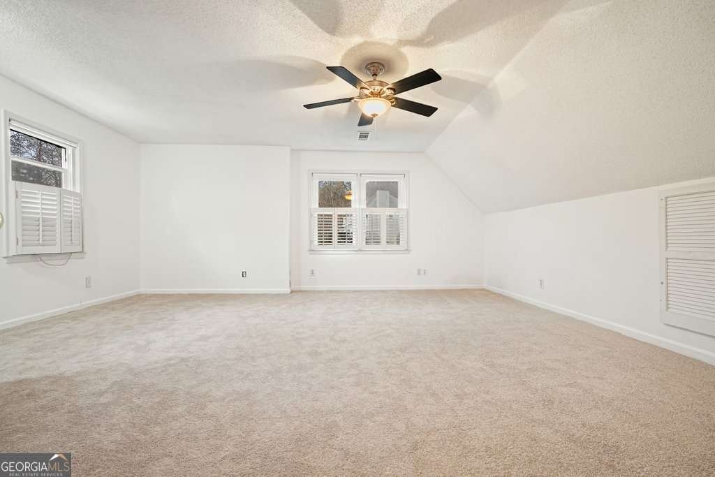 402 Leslie Court Woodstock - Photo 38