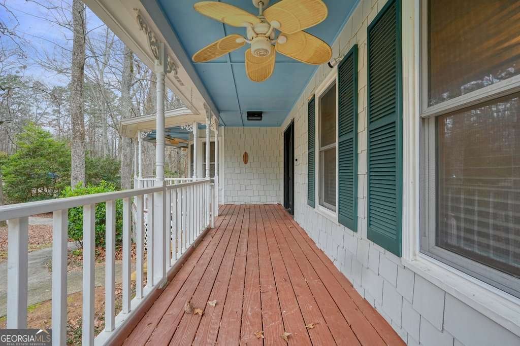 402 Leslie Court Woodstock - Photo 6