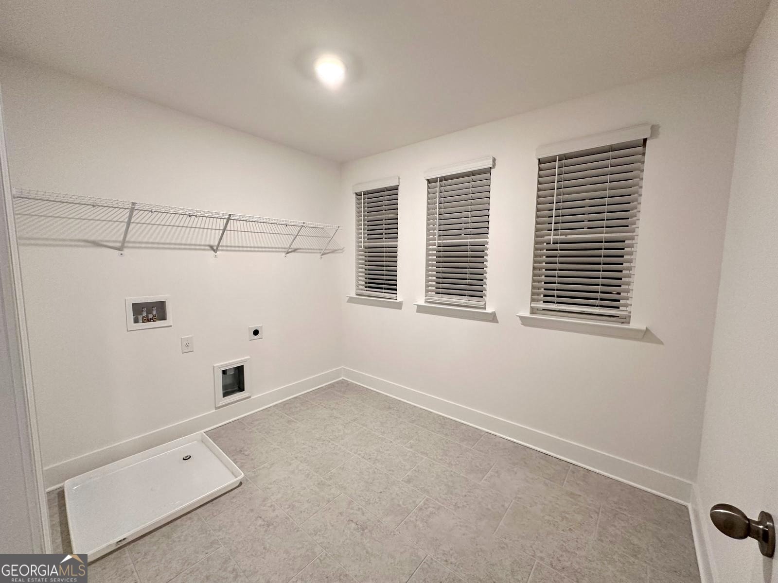 537 HYDE RIDGE Trail LOGANVILLE - Photo 13