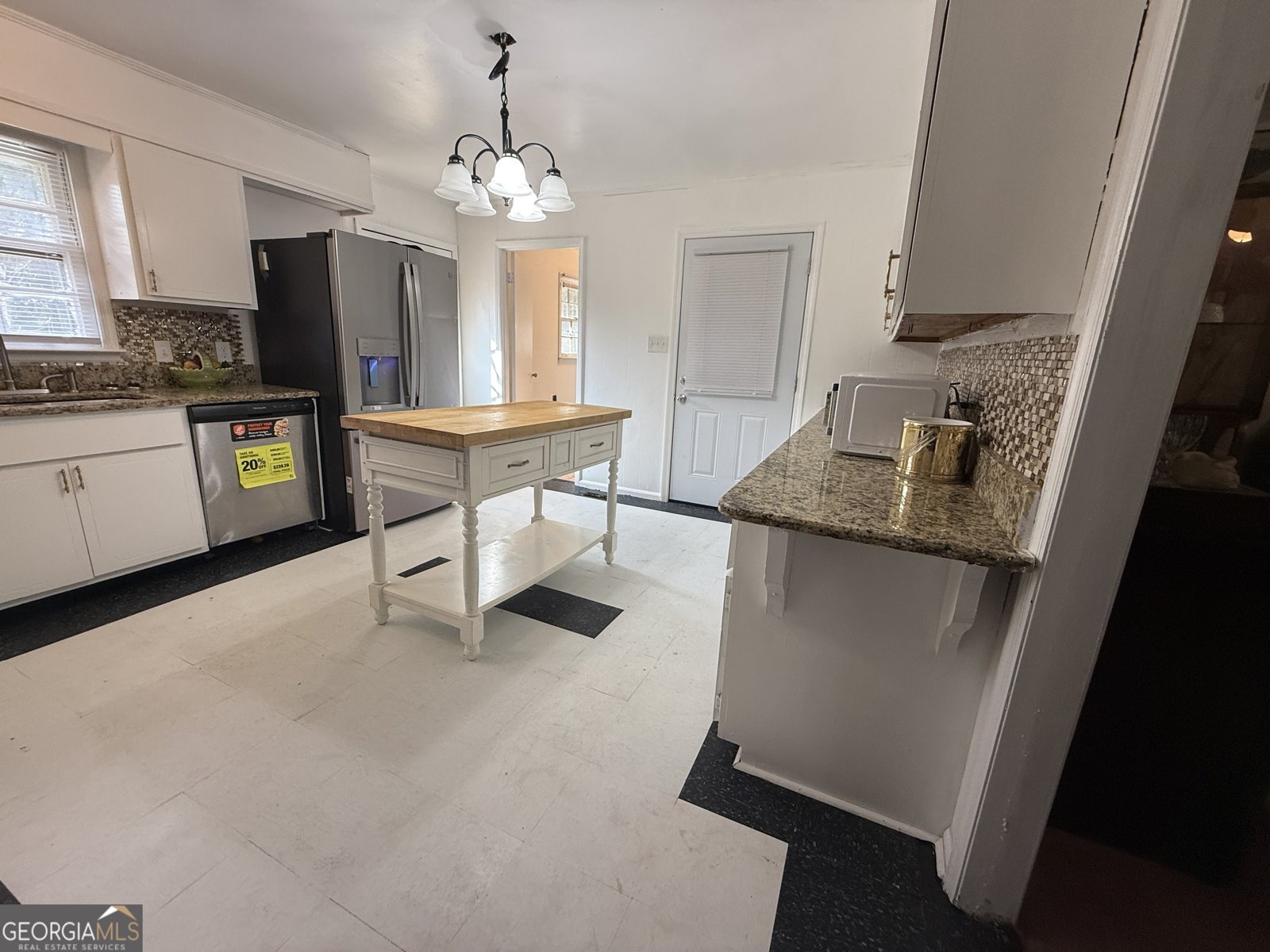 1977 Thomas Drive Macon - Photo 12