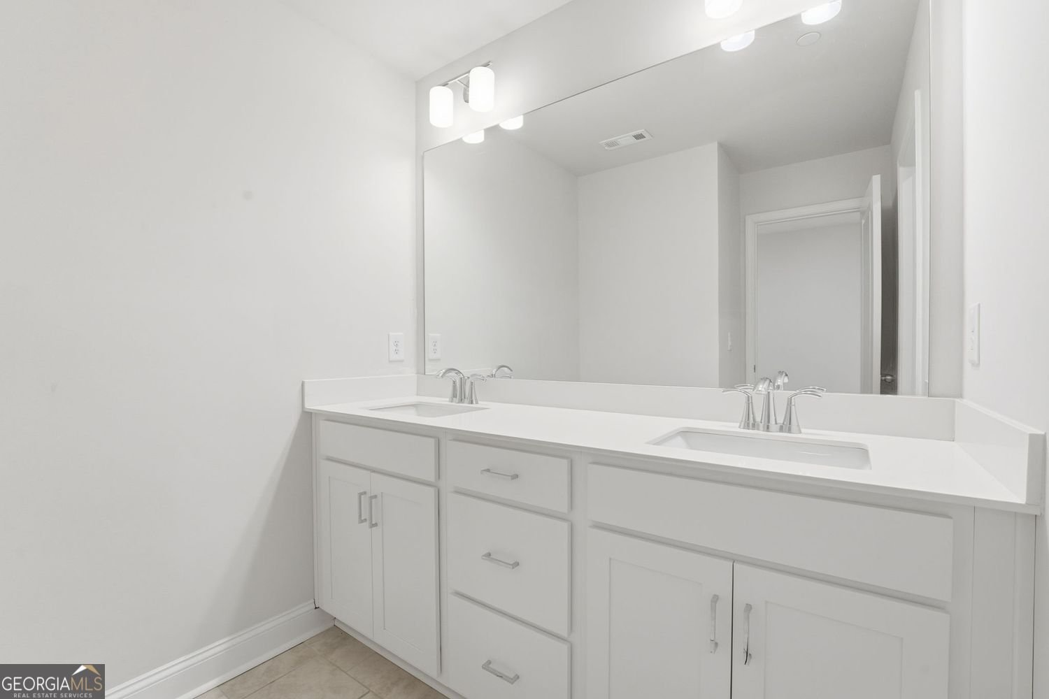 356 Hayden Circle Woodstock - Photo 16