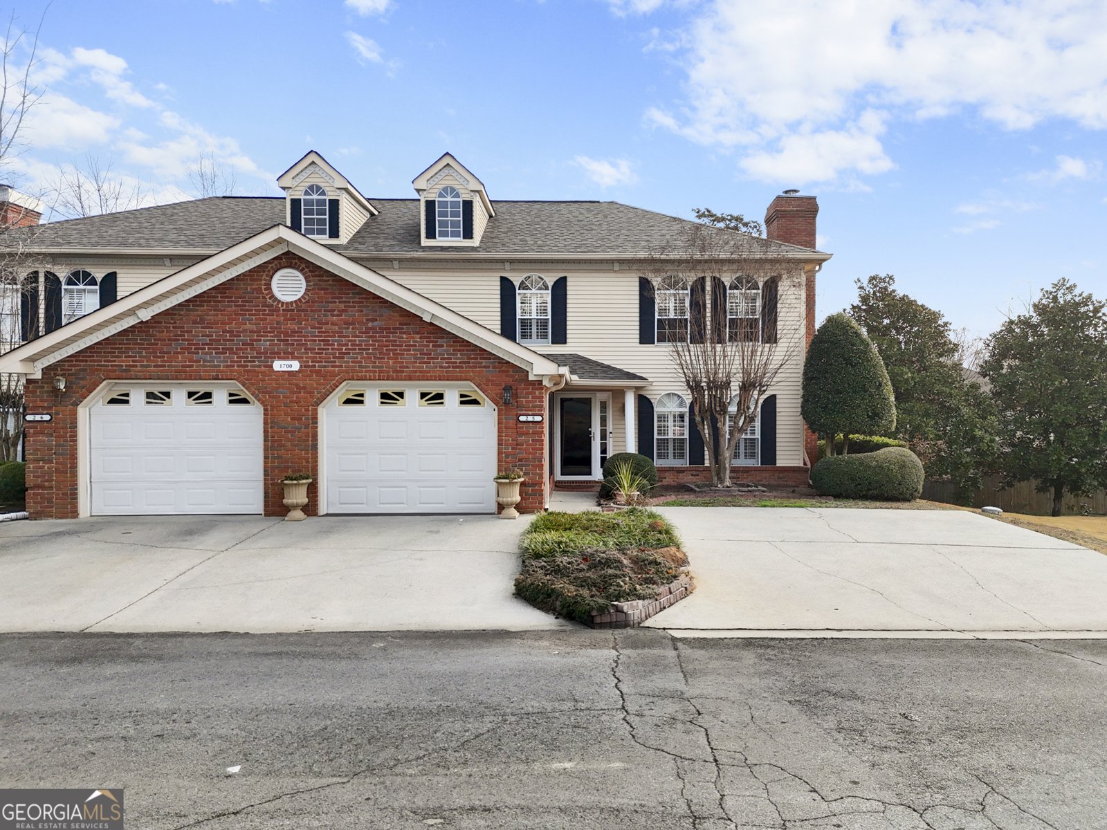 1700 Wilow Oak Dalton - Photo 1