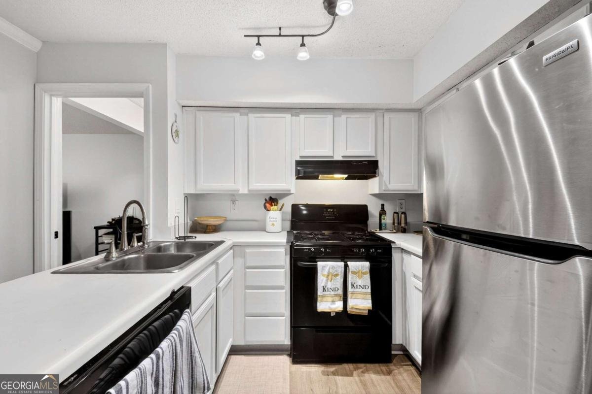 305 Cobblestone Trail Avondale Estates - Photo 14