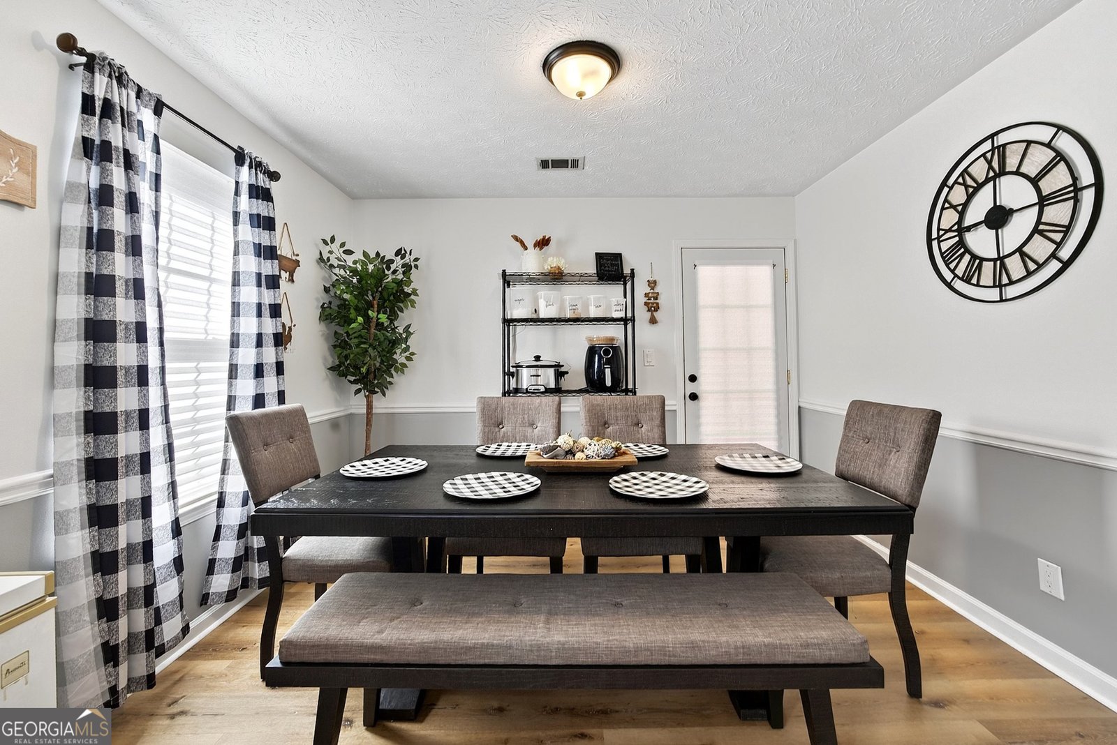 469 Village Circle Stockbridge - Photo 10