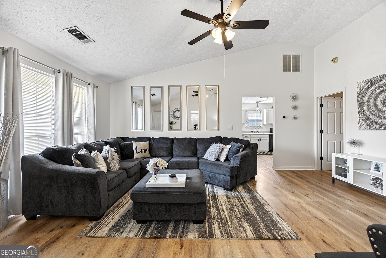 469 Village Circle Stockbridge - Photo 6