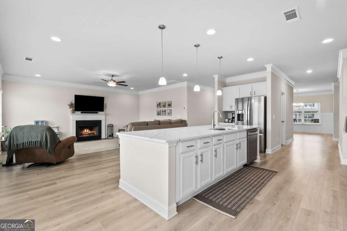 1304 Honeysuckle Lane Hoschton - Photo 9