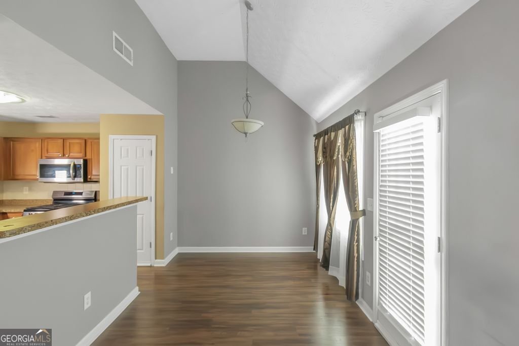 7492 Ferrara Drive Lithonia - Photo 5