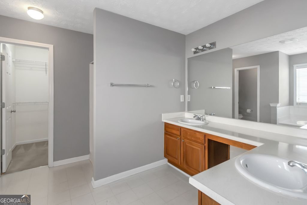 7492 Ferrara Drive Lithonia - Photo 9