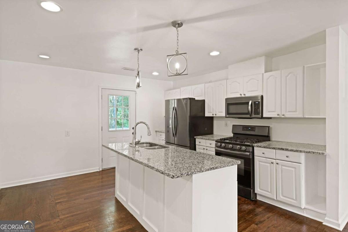 759 Smyrna Road Conyers - Photo 10