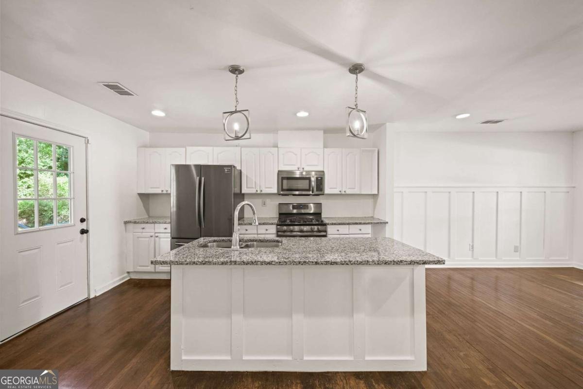 759 Smyrna Road Conyers - Photo 11