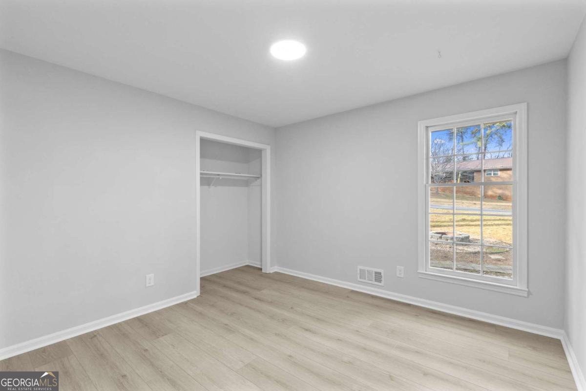 1180 Lakeshore Circle Gainesville - Photo 18