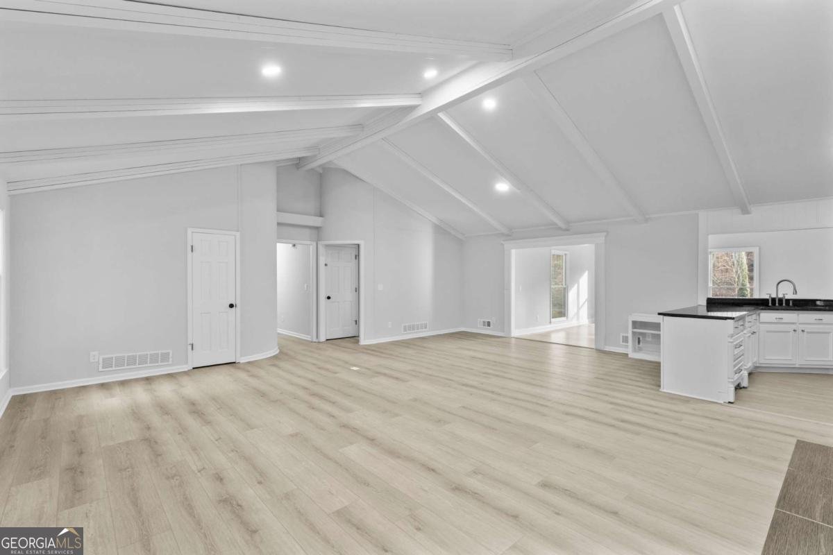 1180 Lakeshore Circle Gainesville - Photo 7