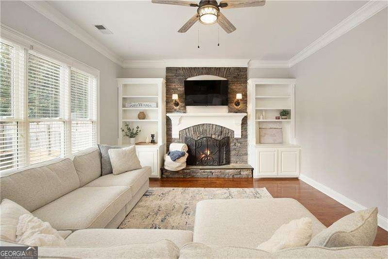 4075 Balsam Bark Drive Cumming - Photo 10