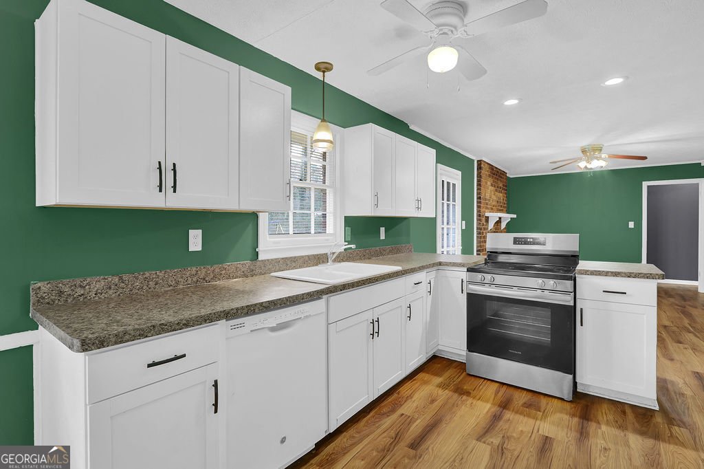 886 Oakhill Court Stone Mountain - Photo 14