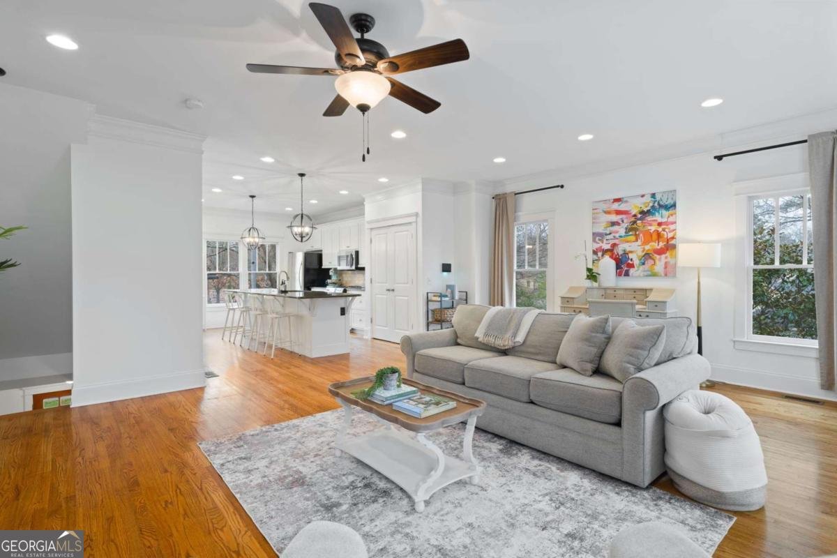 1343 Oakview Road Decatur - Photo 11