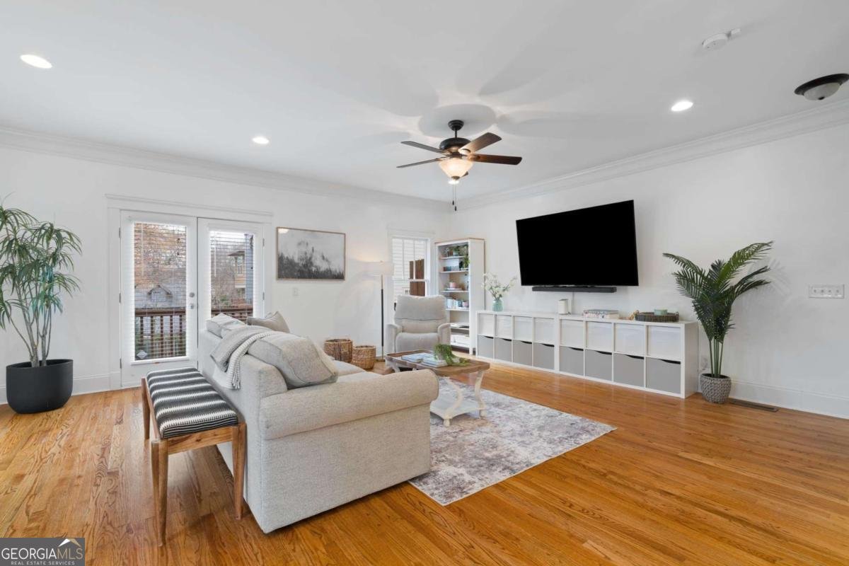 1343 Oakview Road Decatur - Photo 12