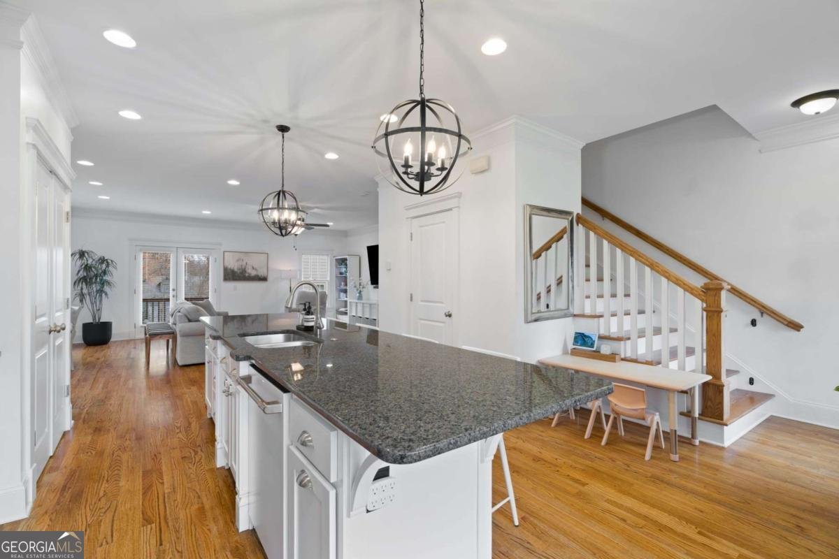 1343 Oakview Road Decatur - Photo 20