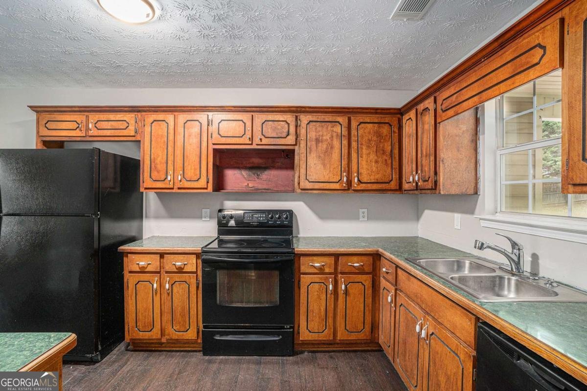 60 Hazelnut Court Covington - Photo 10