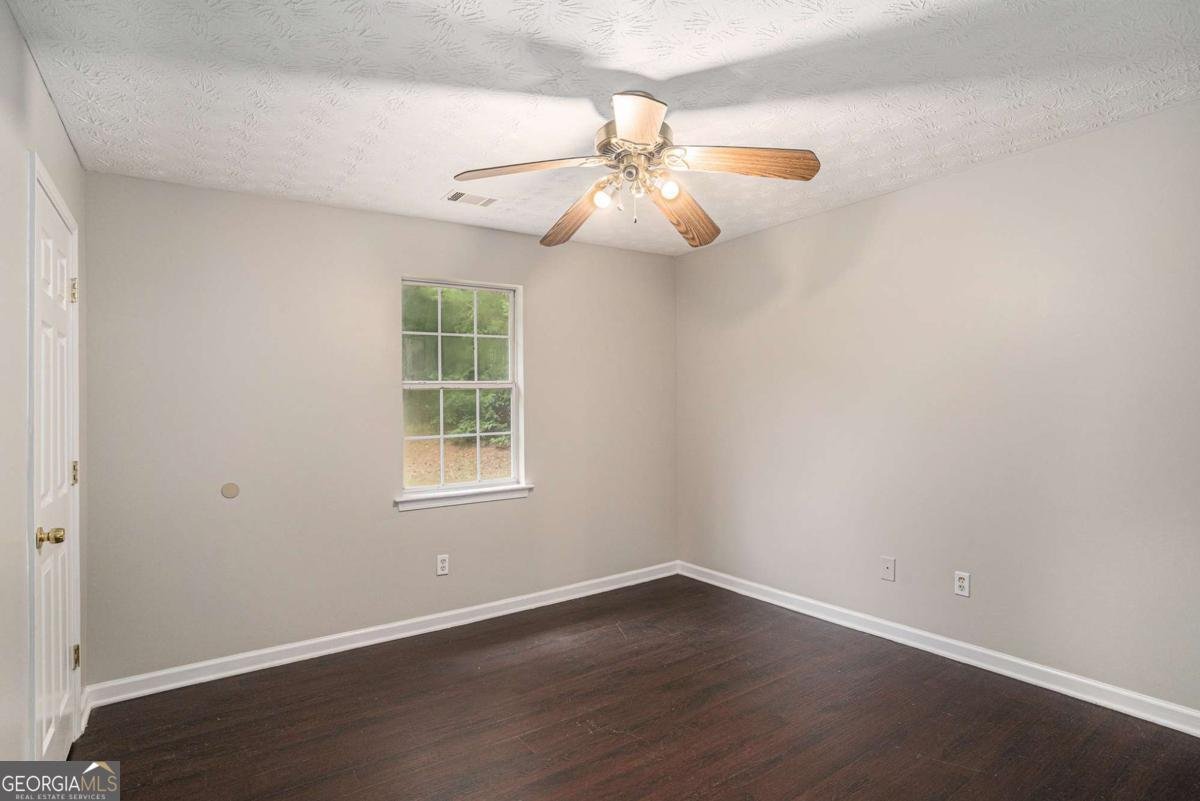 60 Hazelnut Court Covington - Photo 23