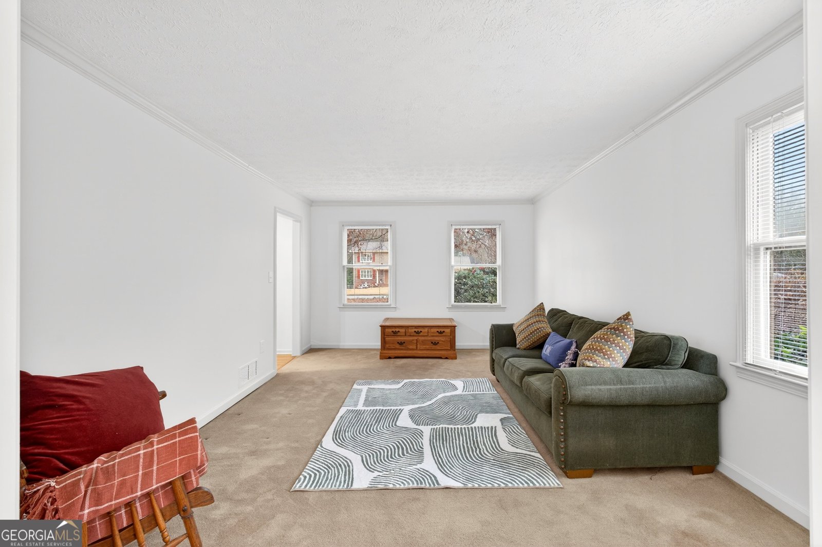 537 Angie Way Lilburn - Photo 10