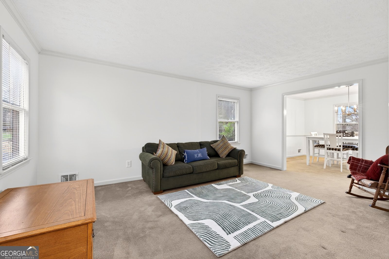 537 Angie Way Lilburn - Photo 8