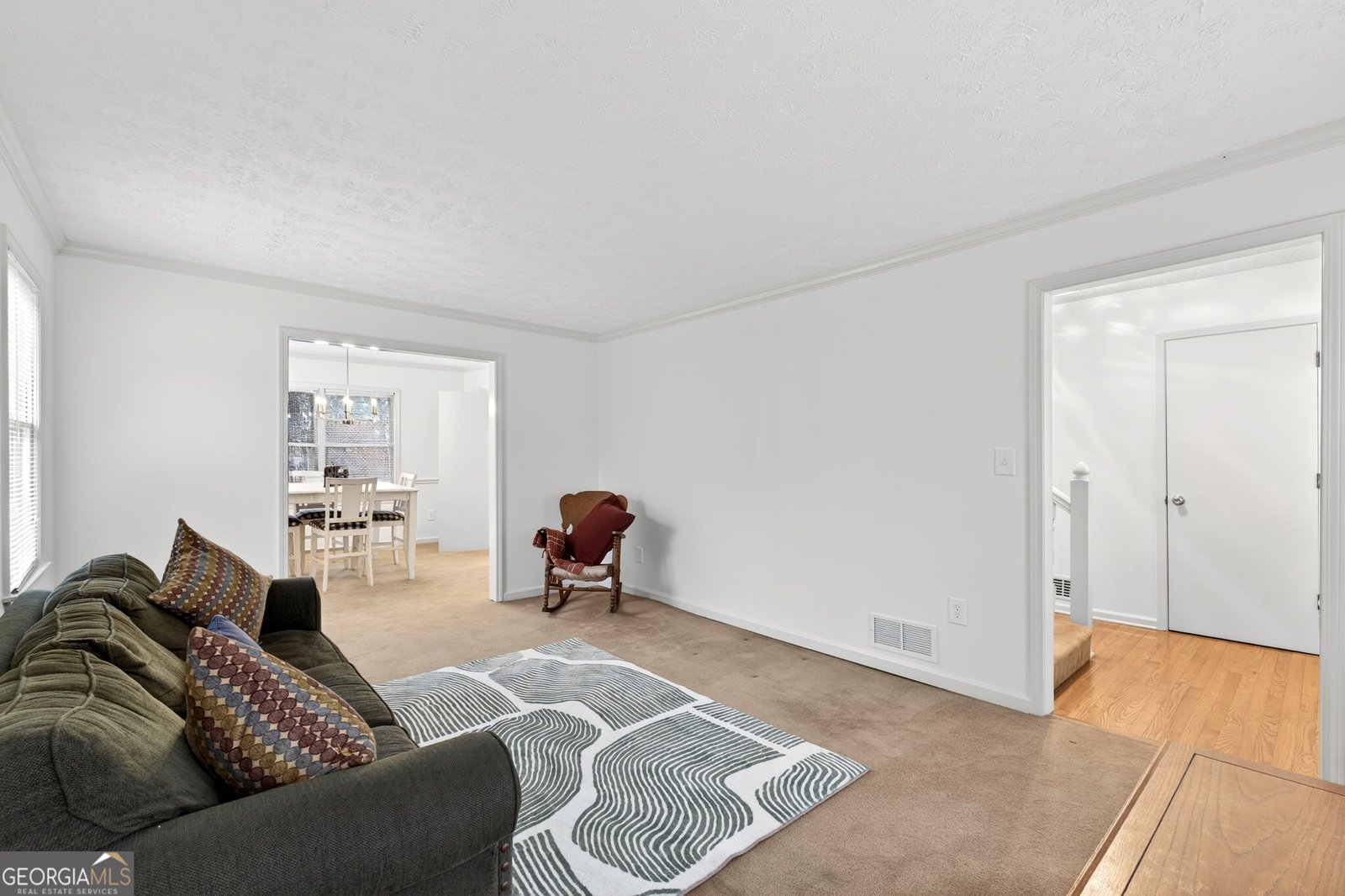 537 Angie Way Lilburn - Photo 9