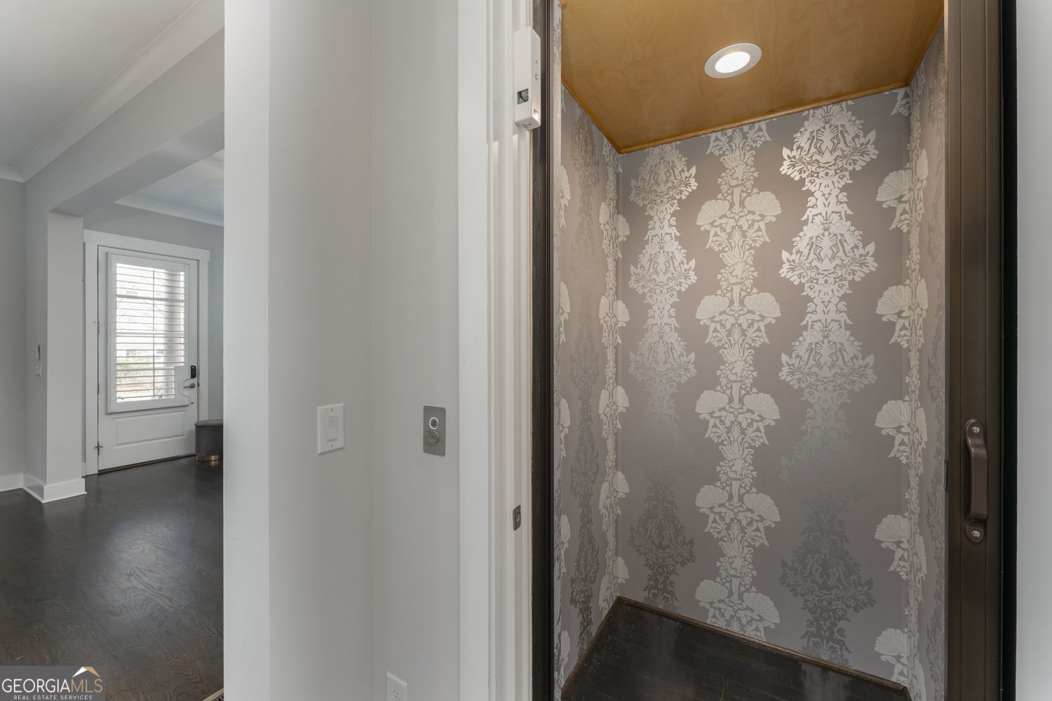 569 Club Drive Woodstock - Photo 10