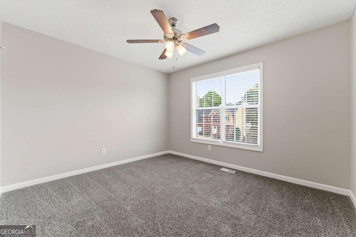 203 Chesapeake Lane Woodstock - Photo 8