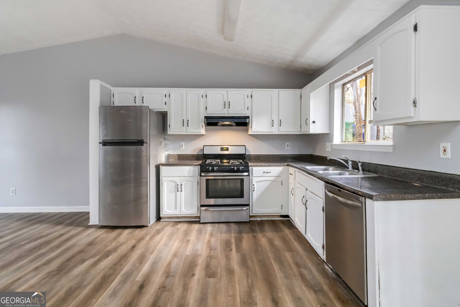 759 Greenhedge Drive Stone Mountain - Photo 13